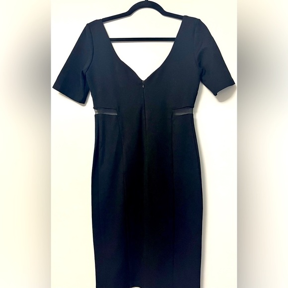 Nwot Olivaceous Double V Mesh Cocktail Dress - Size Medium - Picture 6 of 6